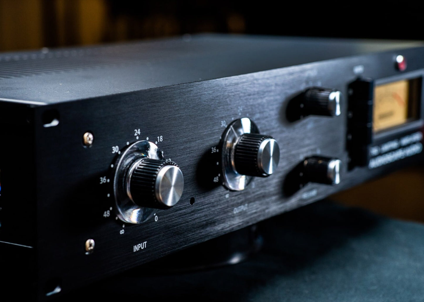 76D Limiting Amplifier