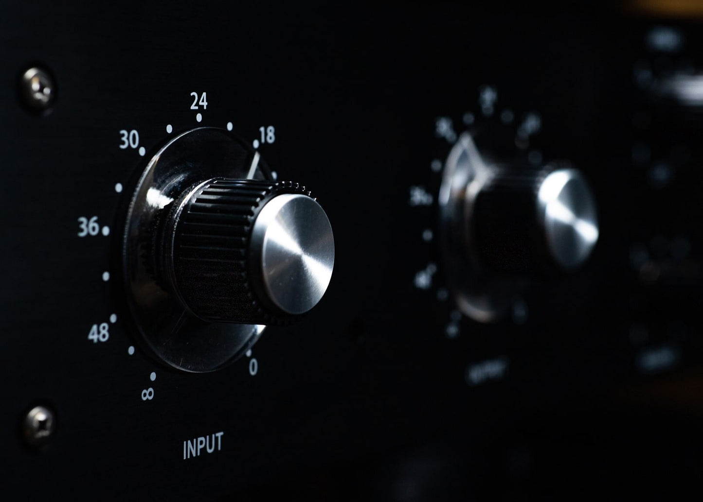 76D Limiting Amplifier Deluxe Edition