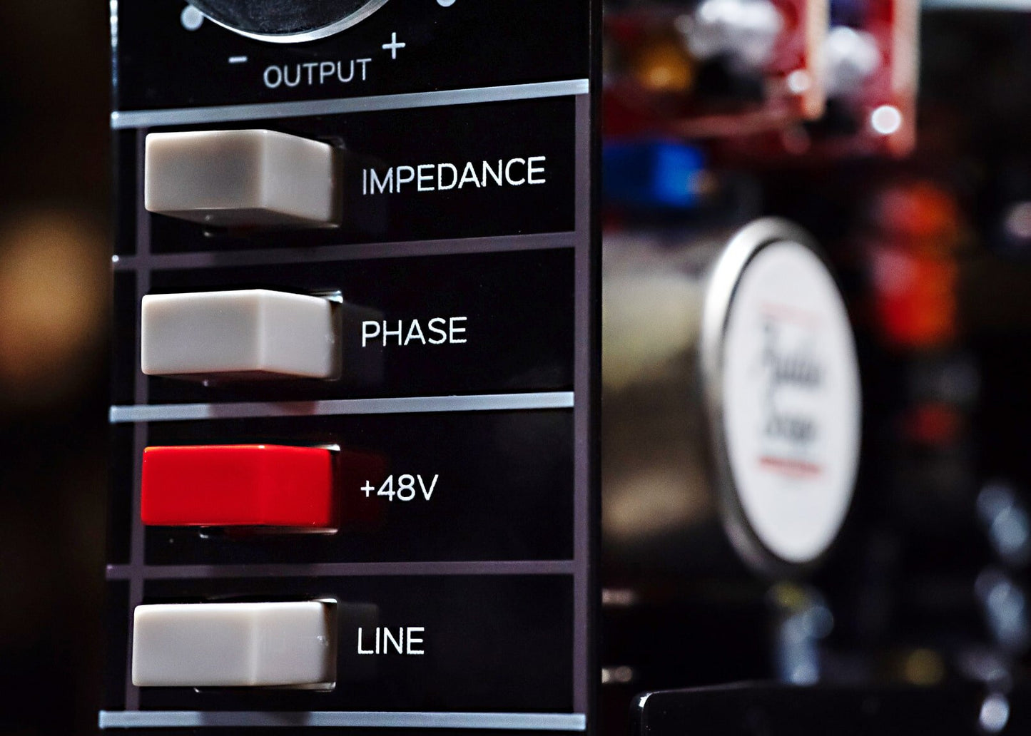 V1290 500-SERIES Preamplifier