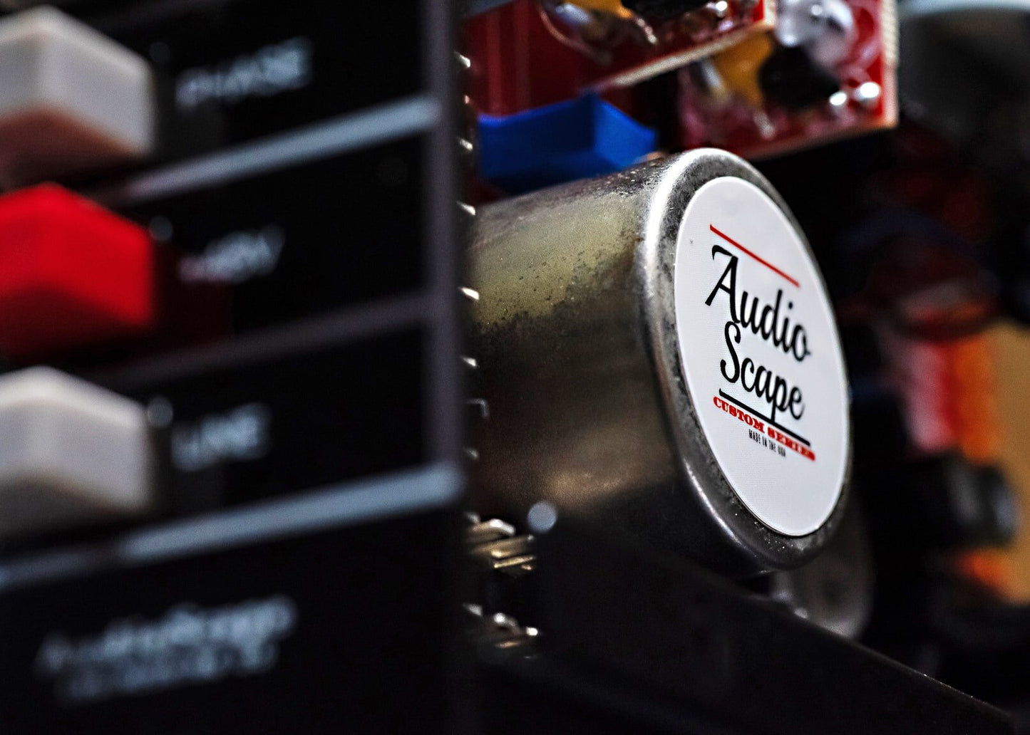 V1290 500-SERIES Preamplifier