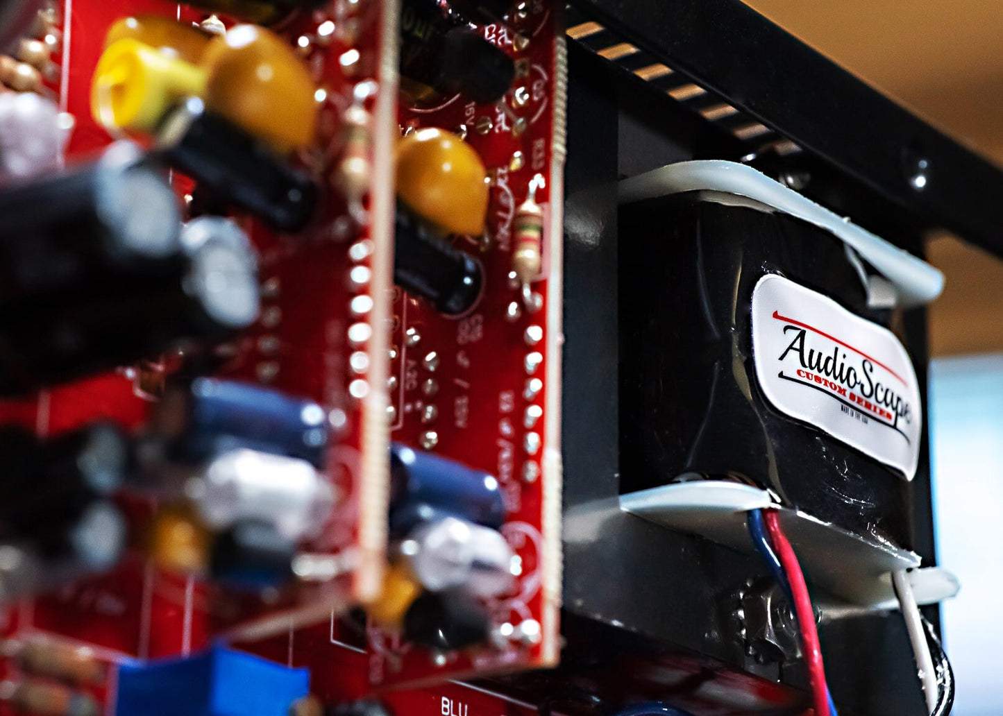 V1290 500-SERIES Preamplifier