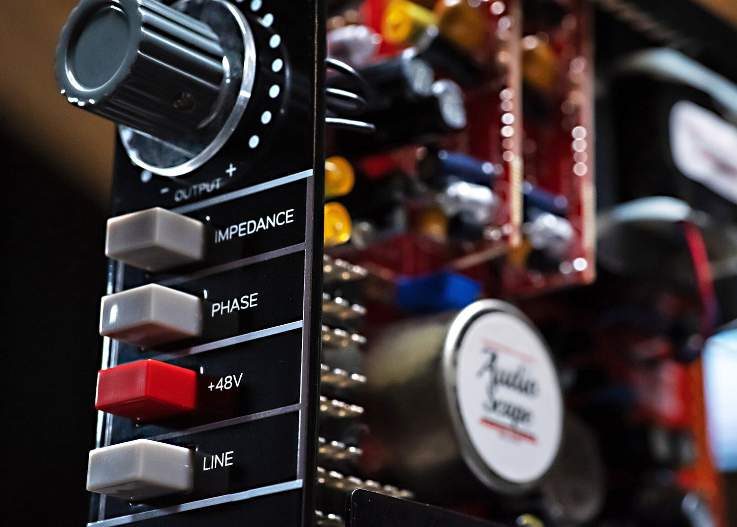 V1290 500-SERIES Preamplifier