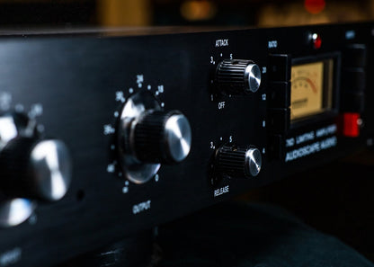 76D Limiting Amplifier