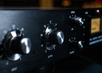 76D Limiting Amplifier