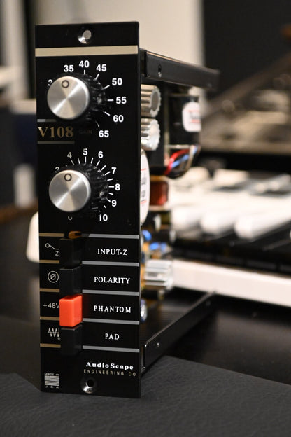 V108 500-SERIES Preamplifier
